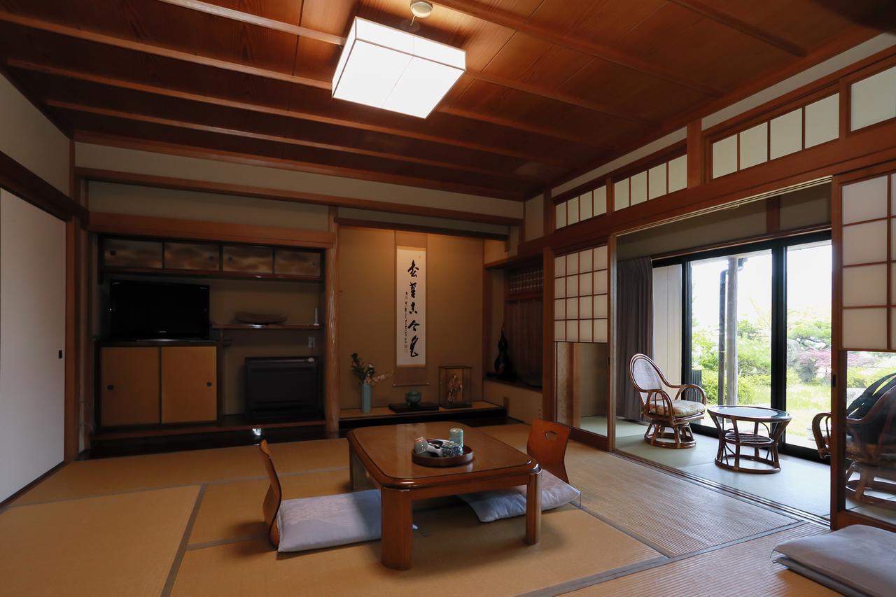 Jinpuso Hotell Miyazu Exteriör bild